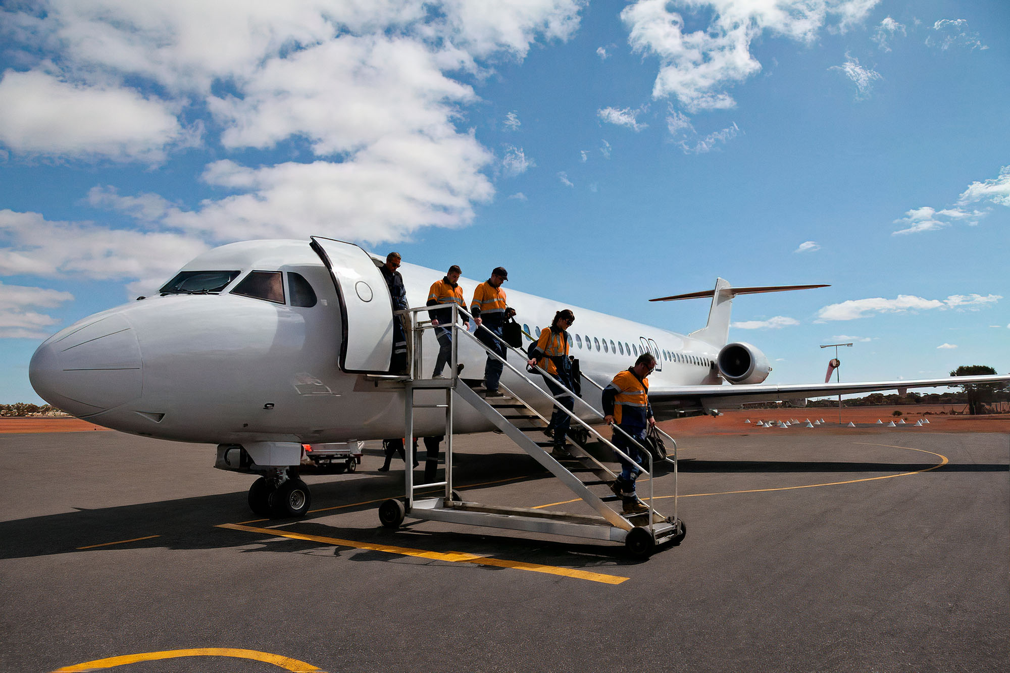 fifo-workers-deplane-tarmac-western-australia